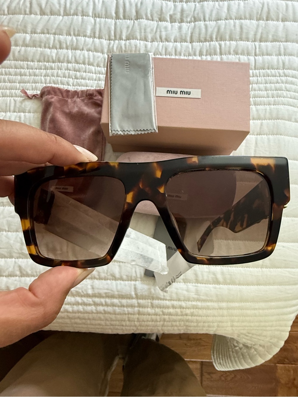 🕶️ Miu Miu Tortoiseshell Square Sunglasses with Brown Gradient Lenses